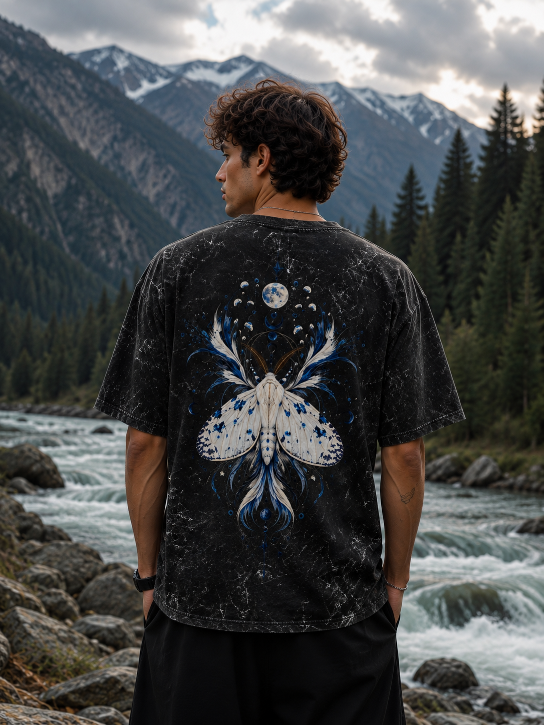 WINGS OF TRANSFORMATION Oversized Classic T-Shirts